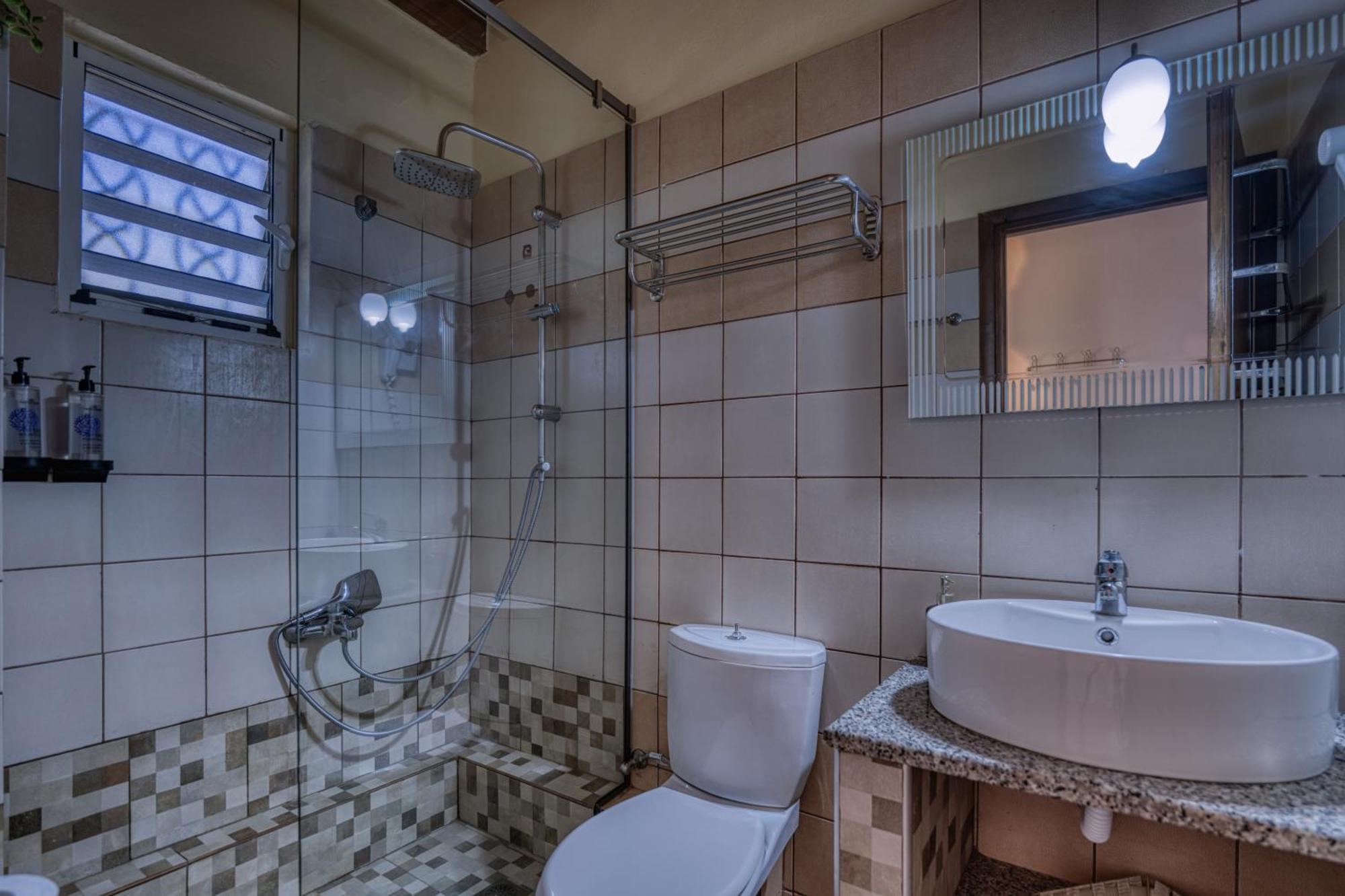 Stefanias Appartments Ágios Matthaíos Kültér fotó